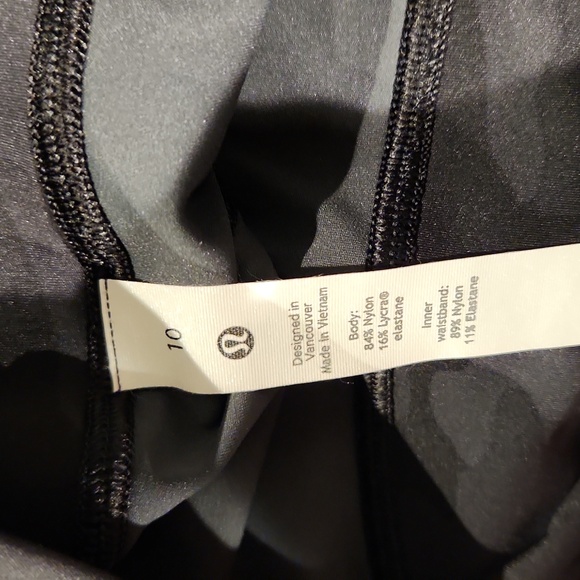 NWOT Lululemon Base Pace Shorts - Picture 8 of 9